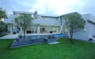 5 Bedroom House in Waterfall Country Estate