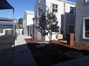 2 Bed Townhouse in Paarl Central East
