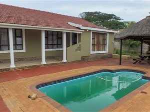3 Bed House in Illovo Beach