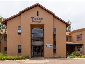 800 m² Commercial space in Witkoppen