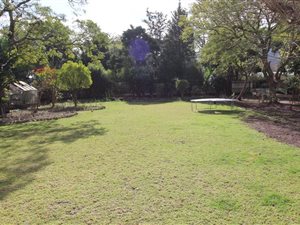 1065 m² Land available in Heather Park