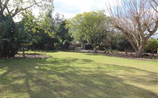 1065 m² Land available in Heather Park