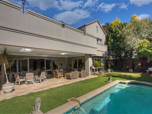 4 Bed Cluster in Houghton Estate