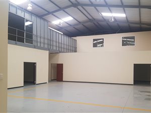 676 m² Industrial space in Rooihuiskraal