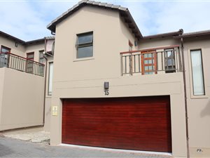 3 Bed Townhouse in Abbotsford