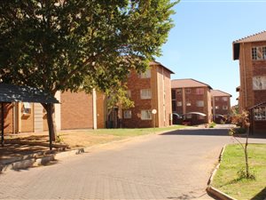 1 Bed Apartment in Karen Park