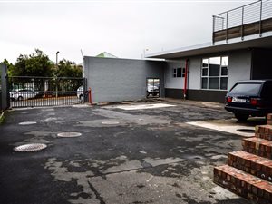 490 m² Industrial space in Salt River