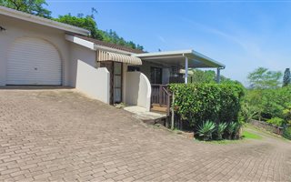 3 Bedroom Simplex in Berea West