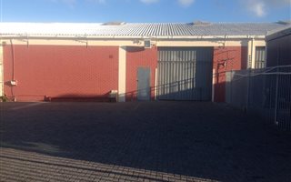 1121 m² Industrial space in Wetton