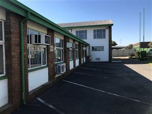 1390 m² Industrial space in Spartan
