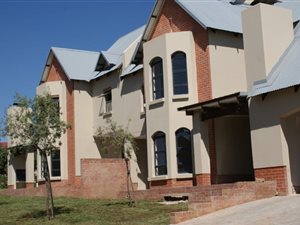 3 Bed Townhouse in Heritage Hill