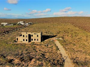 3 Bedroom House in Long Acres