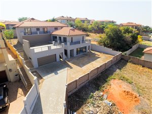 4 Bed House in Birdwood