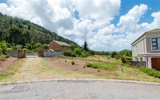 716 m² Land available in Groenvallei