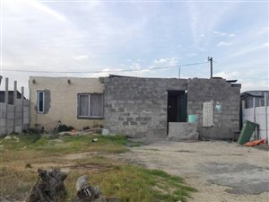 275 m² Land available in Malibu Village