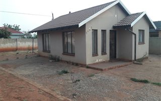 2 Bedroom House in Lawley