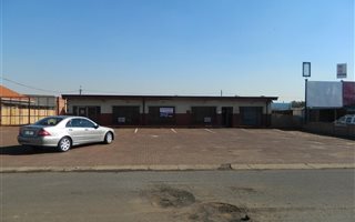 410 m² Office Space in Witbank