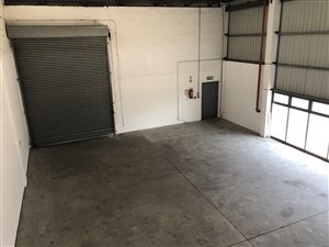 325 m² Industrial space in Airport Industria