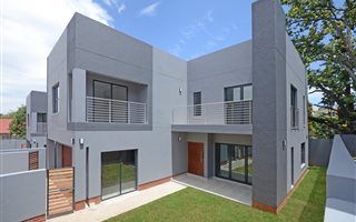 4 Bedroom Cluster in Bryanston East