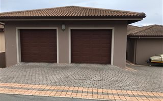 5 Bedroom House in Shelly Beach