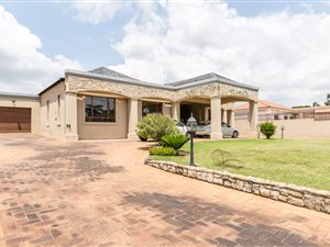 4 Bed House in Westdene