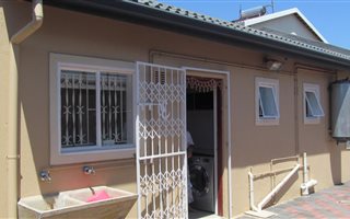 3 Bedroom House in Woodview