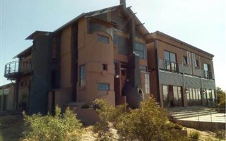 3 Bedroom House in Farmall