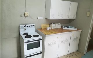 1 Bedroom Garden Cottage in Tarlton