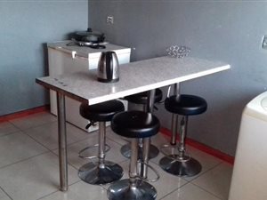 4 Bed House in Kwamagxaki