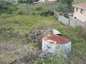 933 m² Land available in Metcalfe Park