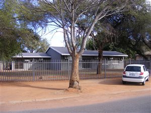 500 m² Office Space in Onverwacht