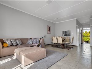 2 Bed Apartment in Wendywood