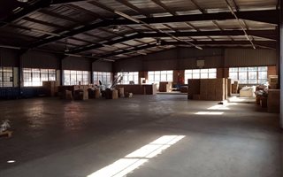 800 m² Industrial space in Amalgam