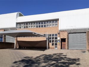 392 m² Commercial space in Halfway House