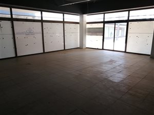 440 m² Commercial space in Amanzimtoti
