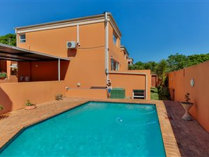 8 Bed Townhouse in Glenhazel