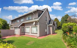 3 Bedroom Townhouse in Florida Park