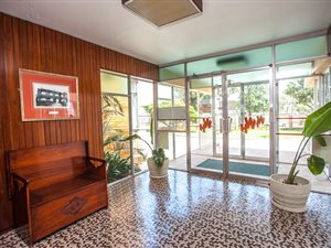 3 Bed Apartment in St Georges Park
