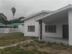 4 Bed House in Kuilsriver