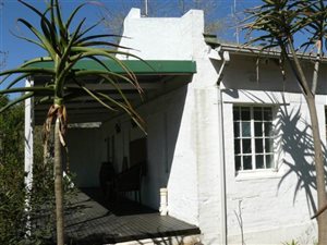 2 Bed Garden Cottage in Kelvin
