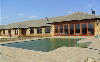 4 Bedroom House in Blue Saddle Ranches