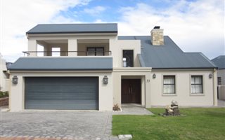 4 Bedroom House in Hemel en Aarde
