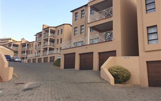 3 Bedroom Apartment in Constantia Kloof