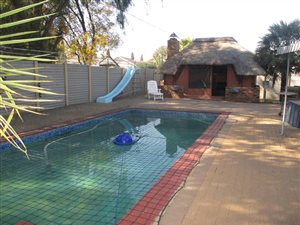 3 Bed House in Brackendowns