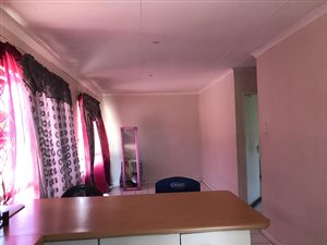 2 Bed House in Meerensee