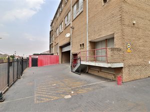 2476 m² Office Space in La Rochelle