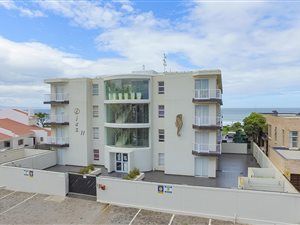 2 Bed Apartment in Jeffreys Bay
