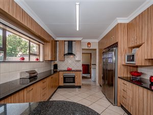 4 Bed House in Witfield