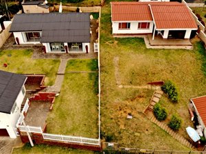 140 m² Commercial space in Umdloti Beach