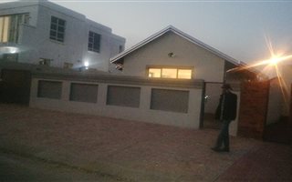 3 Bedroom House in Protea North